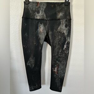 ALO | Real Tree Forest Bark Dark Toned Leggings (S)